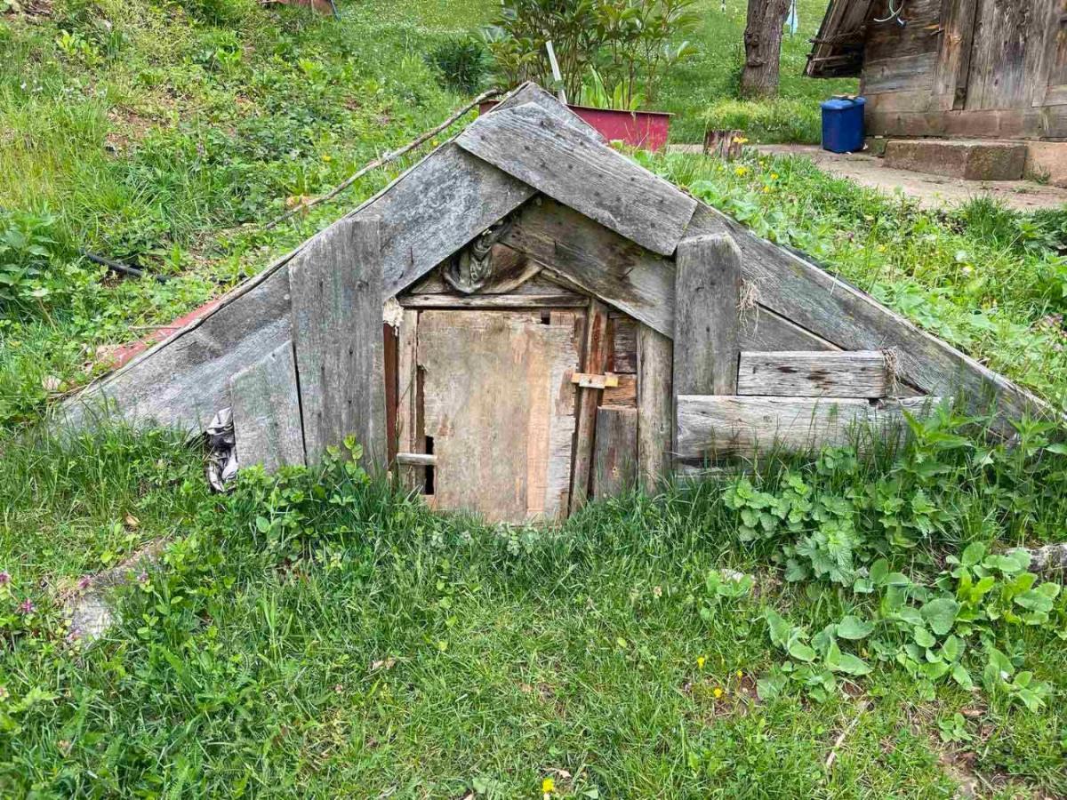 Hotel Family Owned Self Sufficient Eco Farm Tara Pljevlja Exterior foto